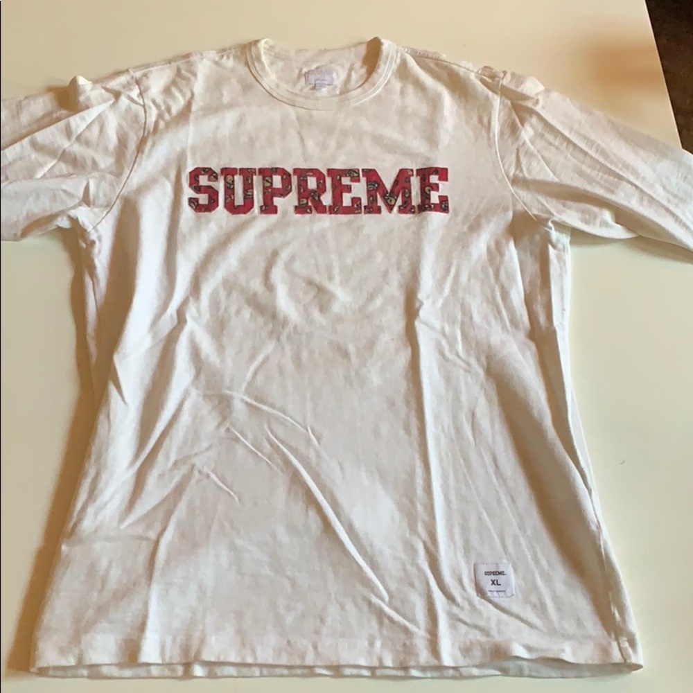 Supreme long sleeve.